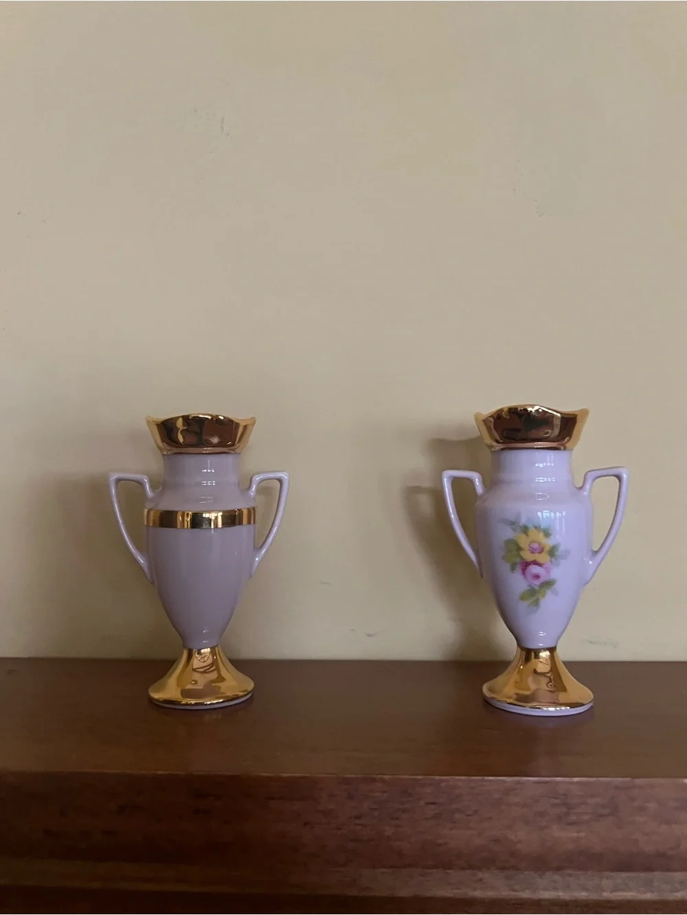 H&C Vase Set of 2 Rose Porcelain Miniature Amphorae Rococo Gilded Home Decor